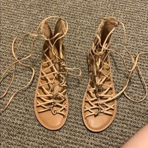 American Eagle sandals